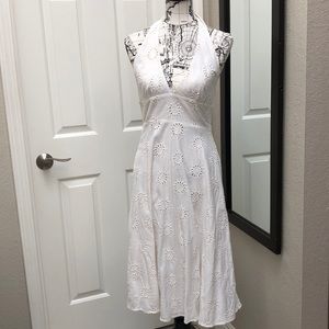 💥SALE💥 White cotton eyelet halter dress